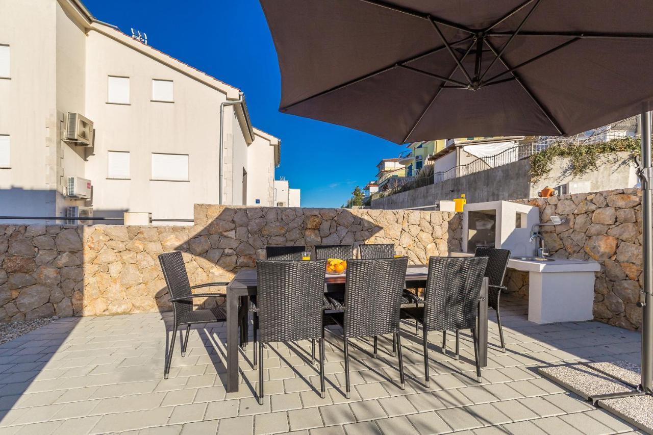 Apartments Solis Lacus Penthouse Njivice Luaran gambar