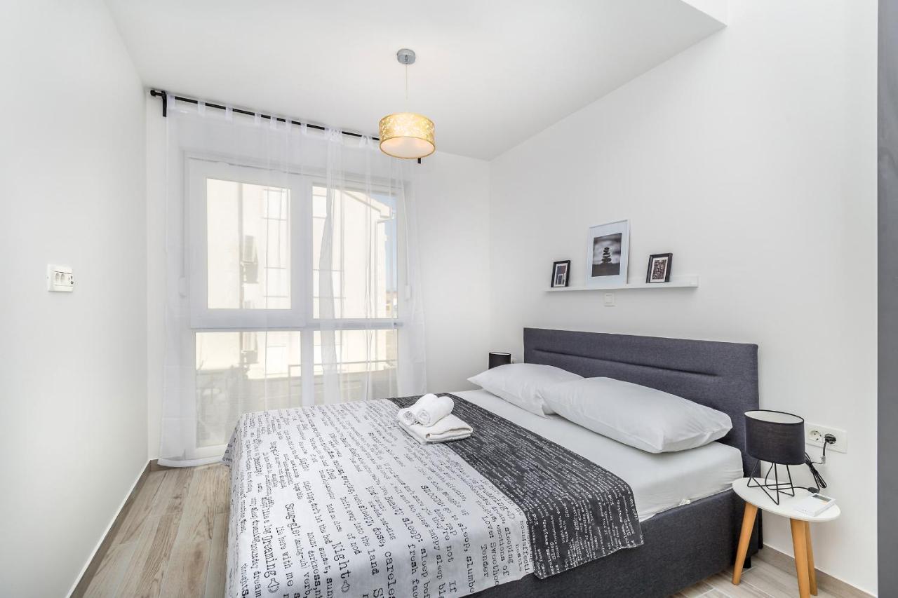 Apartments Solis Lacus Penthouse Njivice Luaran gambar