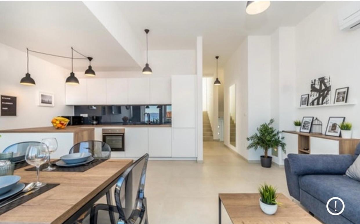 Apartments Solis Lacus Penthouse Njivice Luaran gambar